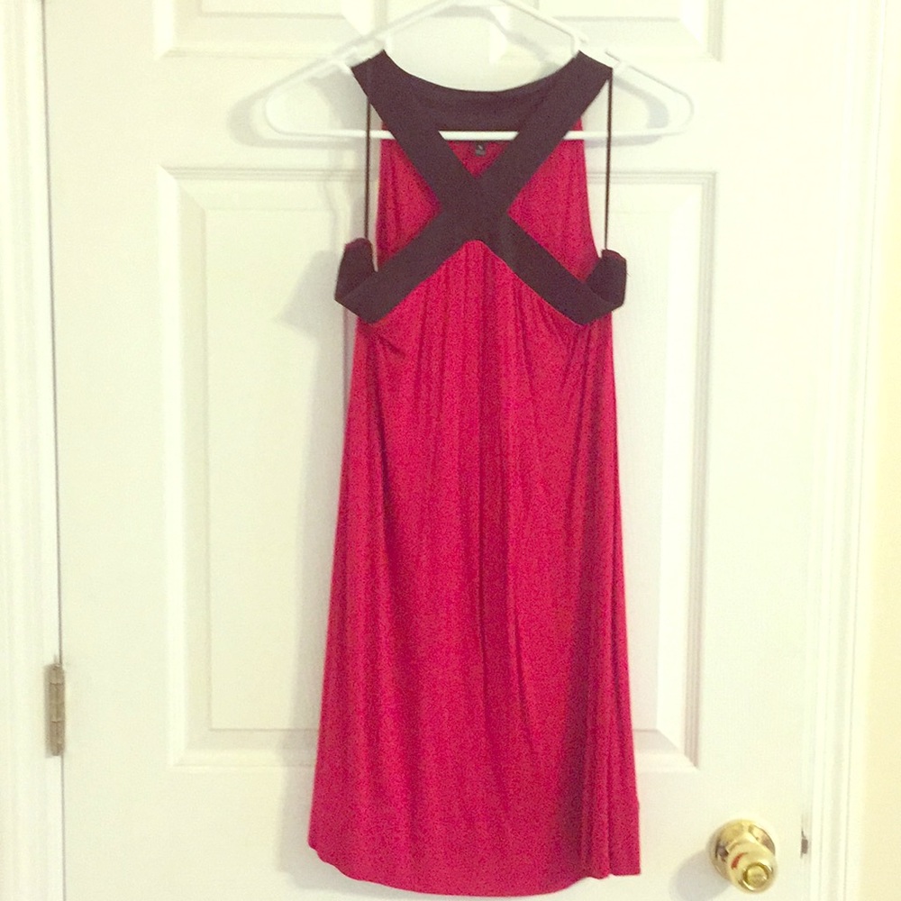 Red sleeveless dress